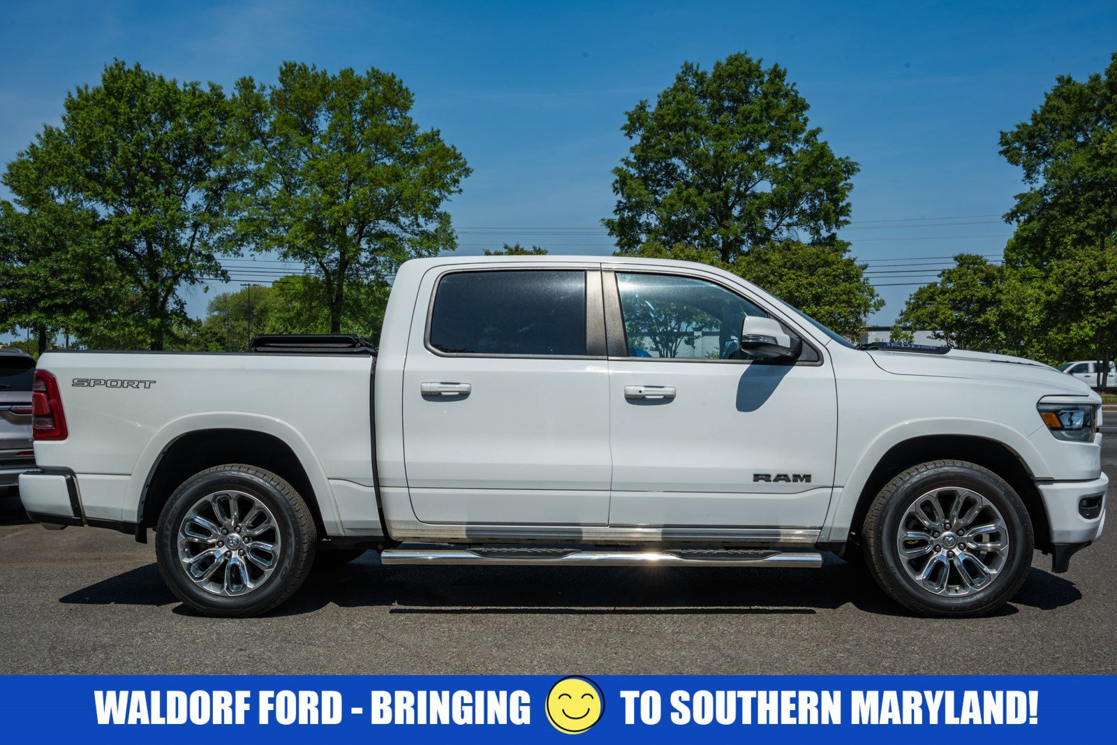 Used 2022 RAM 1500 Laramie w/ Sport Appearance Package AWD/4WD image 3