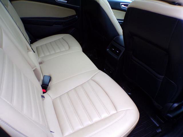 Certified 2023 Ford Edge SEL w/ Convenience Package AWD/4WD image 9
