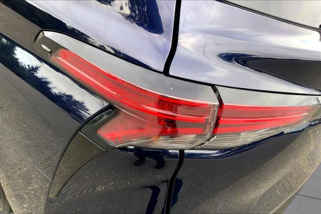 Used 2021 Toyota Sienna LE FWD image 28