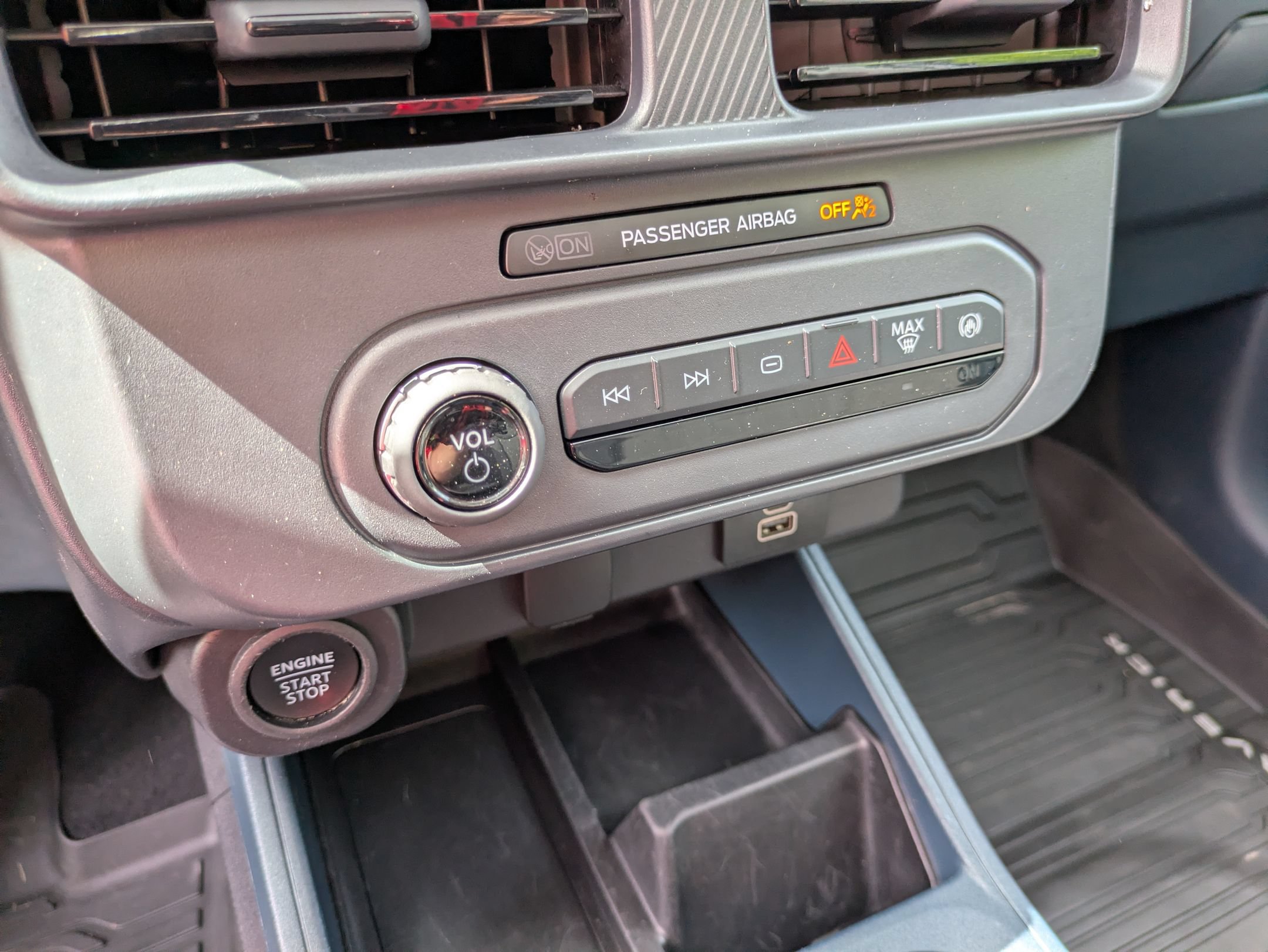 Certified 2025 Ford Maverick XLT AWD/4WD image 25