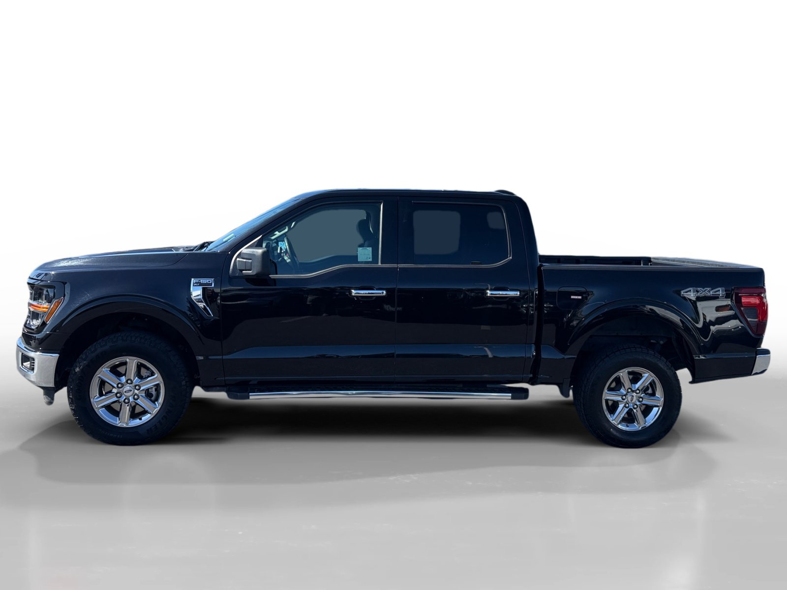 Certified 2025 Ford F150 XLT w/ Equipment Group 301A Standard AWD/4WD image 2