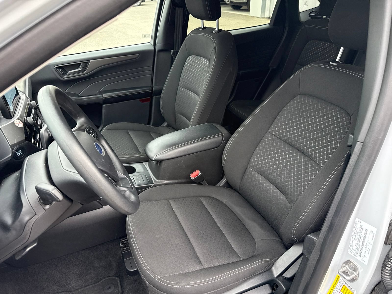 Certified 2025 Ford Escape Active FWD image 10