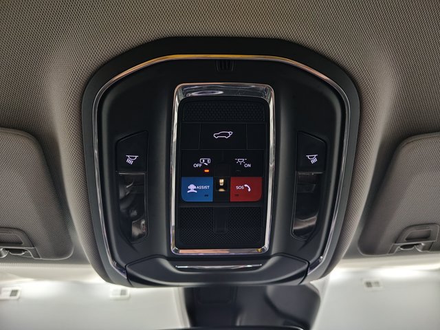 Used 2023 Jeep Grand Cherokee Limited AWD/4WD image 40