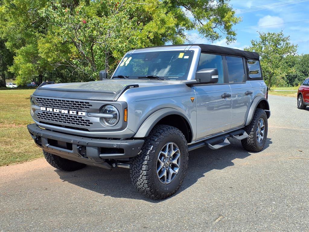 Certified 2024 Ford Bronco Badlands image 1