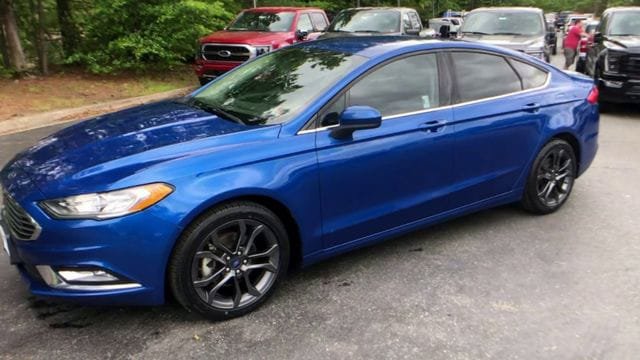 Certified 2018 Ford Fusion SE w/ Equipment Group 201A FWD image 4