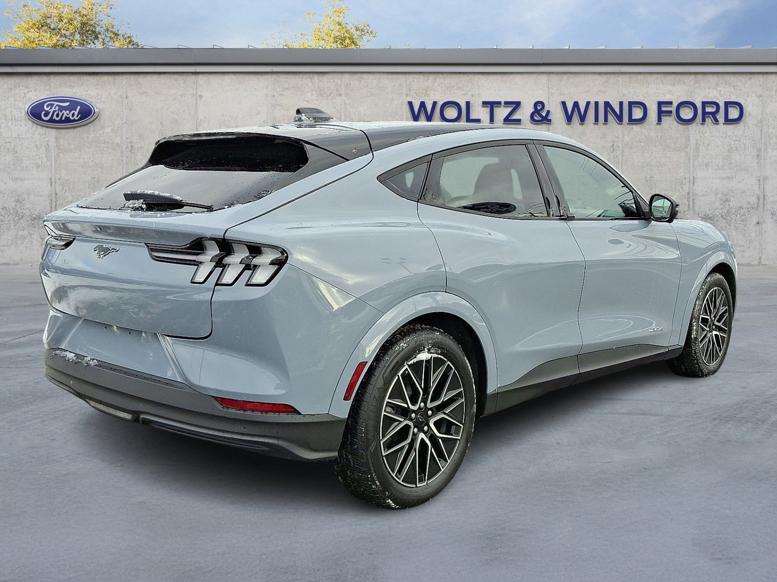 Certified 2025 Ford Mustang Mach-E Premium image 4