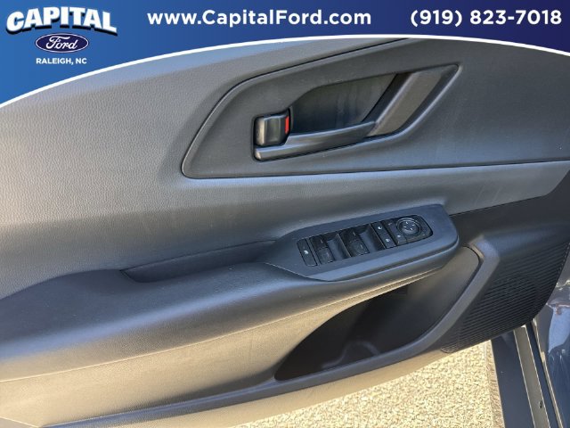 Used 2025 Toyota Prius LE FWD image 20