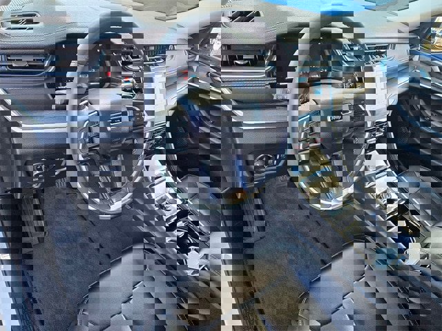 Used 2023 Jeep Grand Cherokee L Limited image 10