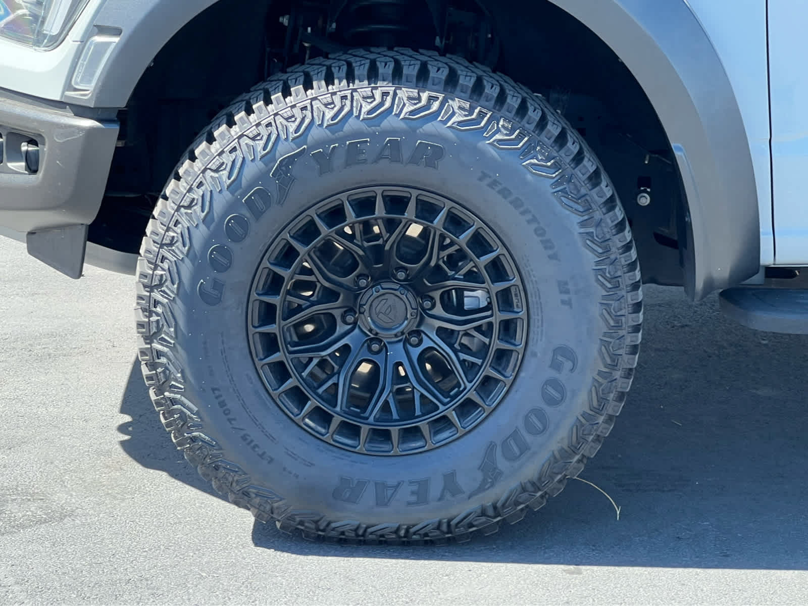 Certified 2023 Ford F150 Raptor AWD/4WD image 13