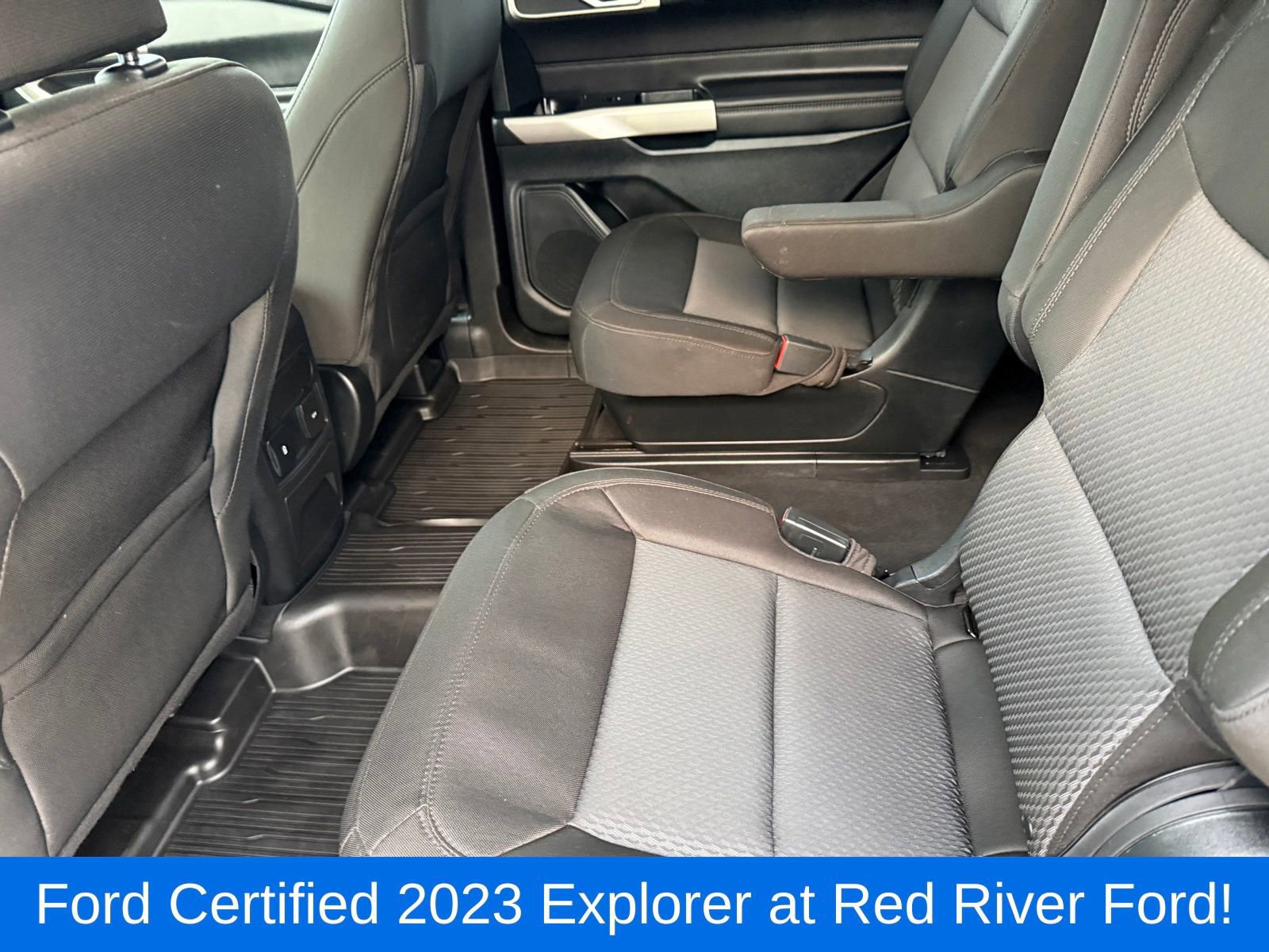 Certified 2023 Ford Explorer XLT image 18
