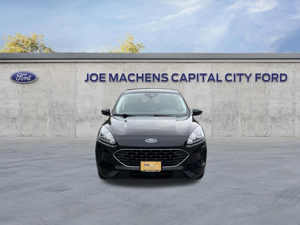 Certified 2022 Ford Escape SE w/ SE Sport Appearance Package image 8