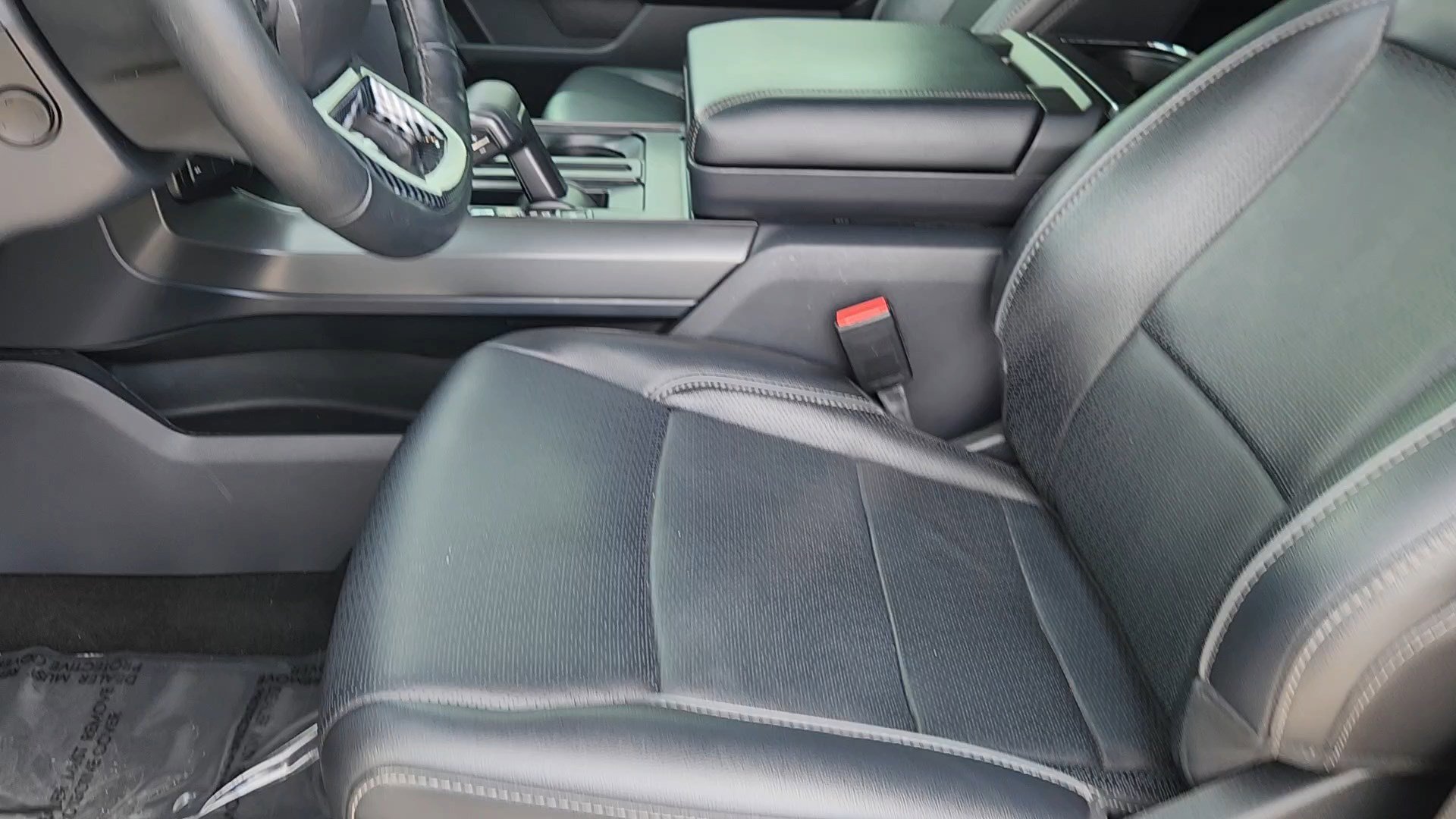 Certified 2024 Ford F150 Lariat image 32