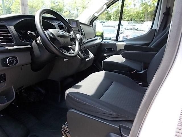 Certified 2025 Ford Transit 250 Low Roof w/ Exterior Upgrade Package RWD image 7