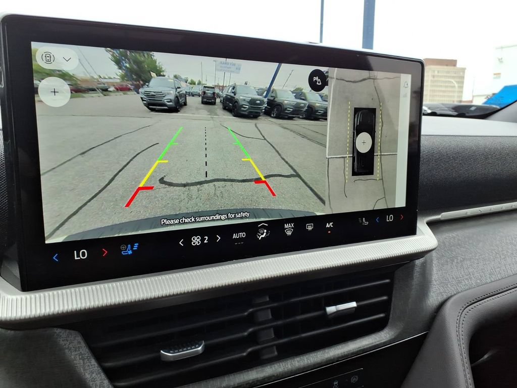 Certified 2025 Ford Explorer Platinum AWD/4WD image 21