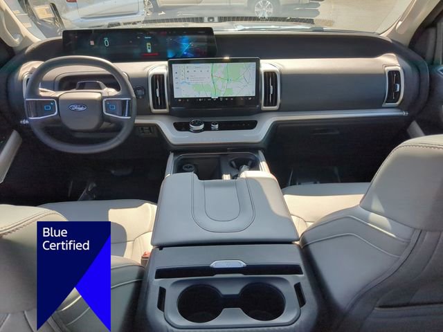 Certified 2025 Ford Expedition Active AWD/4WD image 31