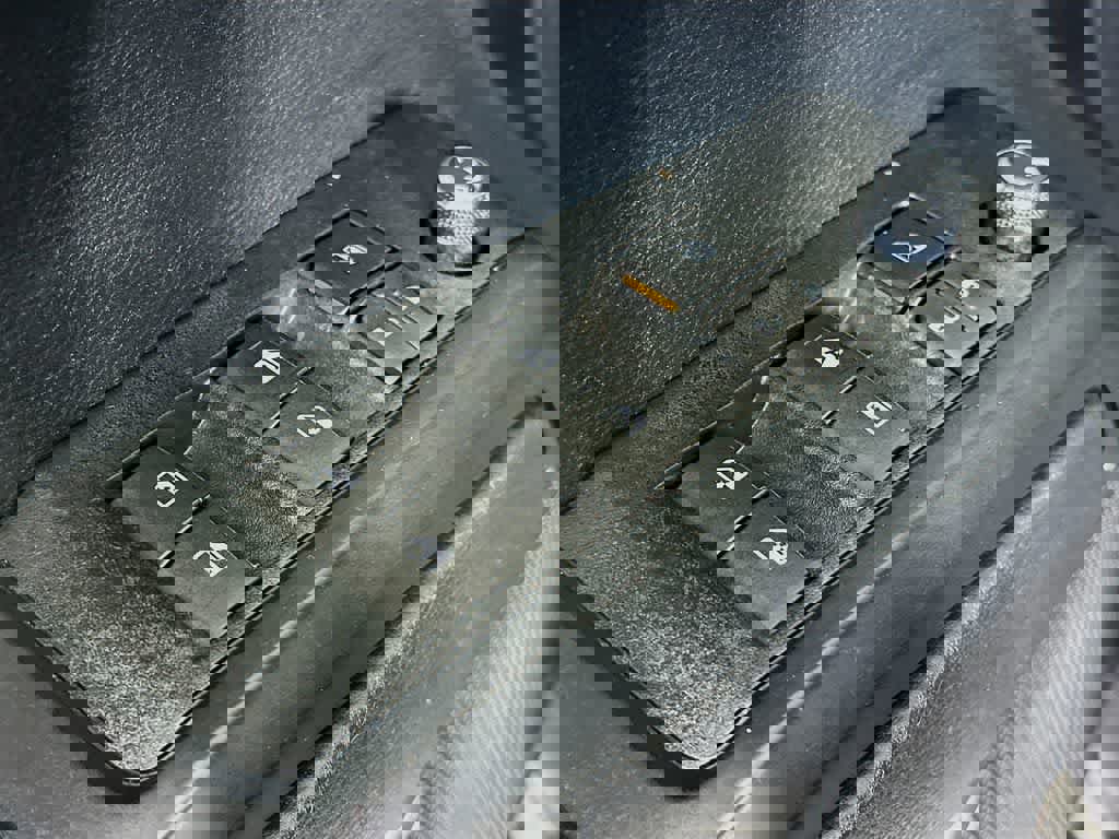 Used 2018 Toyota Tacoma SR w/ SR Convenience Package image 26