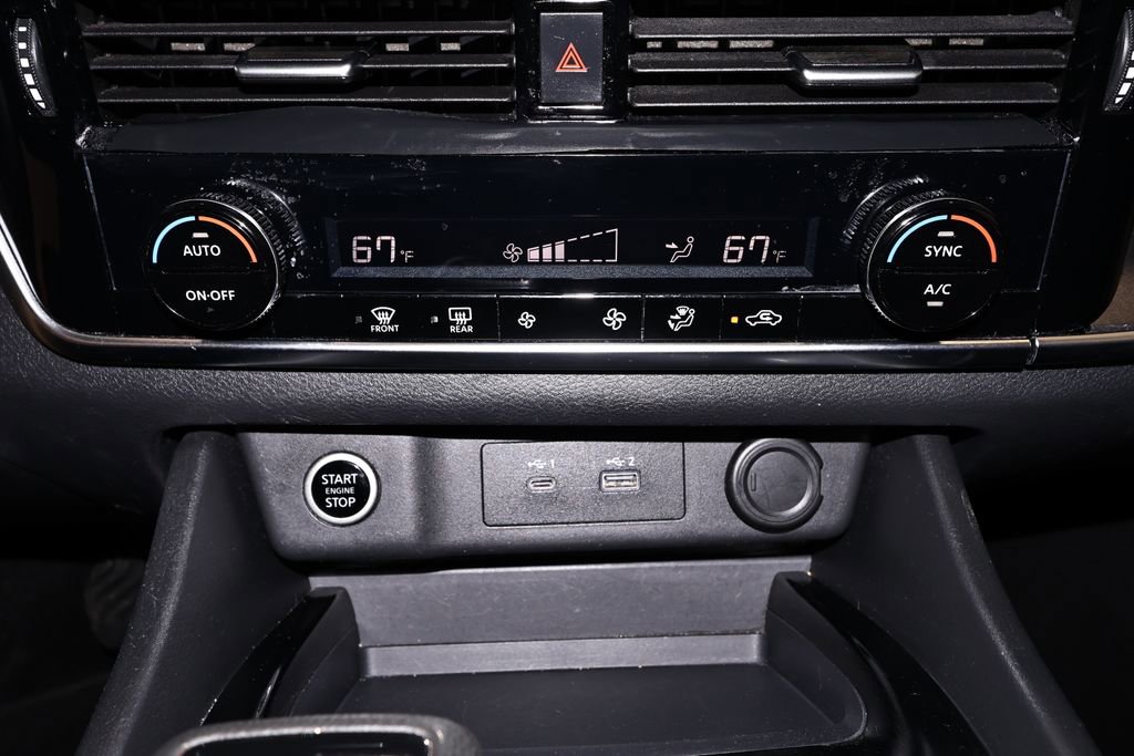 Used 2022 Nissan Rogue SV FWD image 30