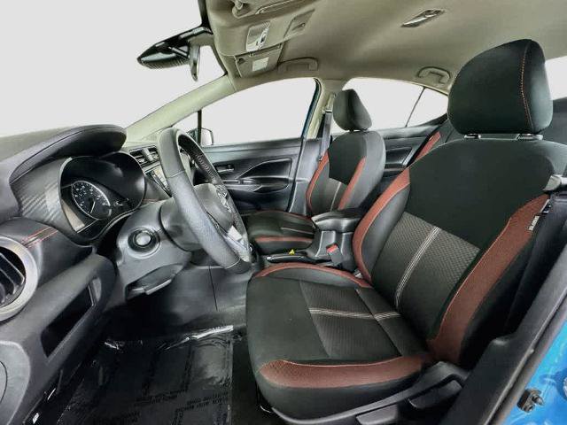 Used 2025 Nissan Versa SR FWD image 12