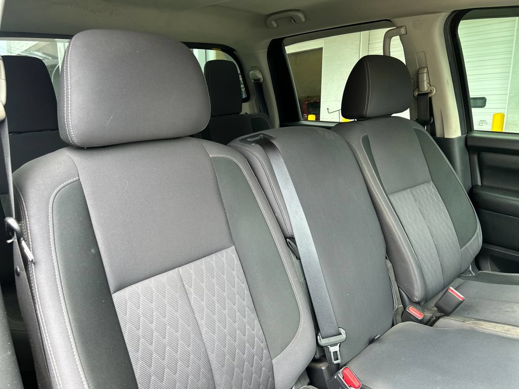 Used 2020 Nissan Titan SV w/ Accessory Utility Package RWD image 15