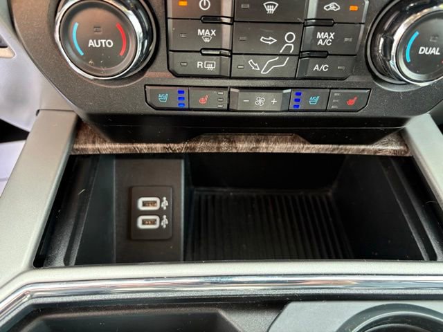 Certified 2019 Ford F250 Lariat w/ Lariat Ultimate Package AWD/4WD image 30