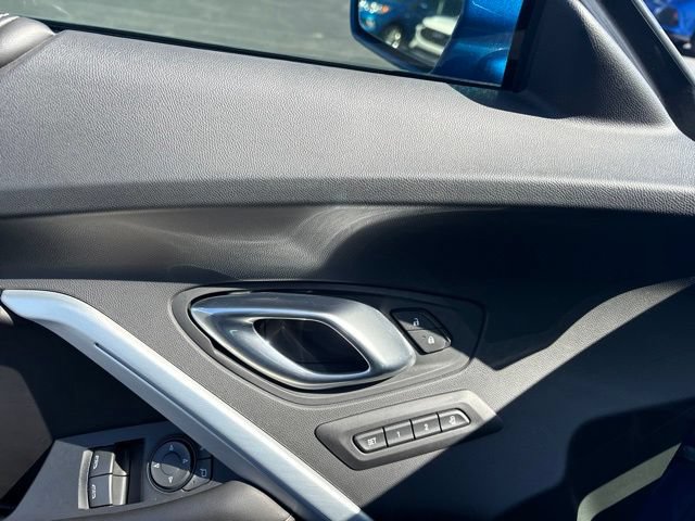 Used 2018 Chevrolet Camaro SS RWD image 16
