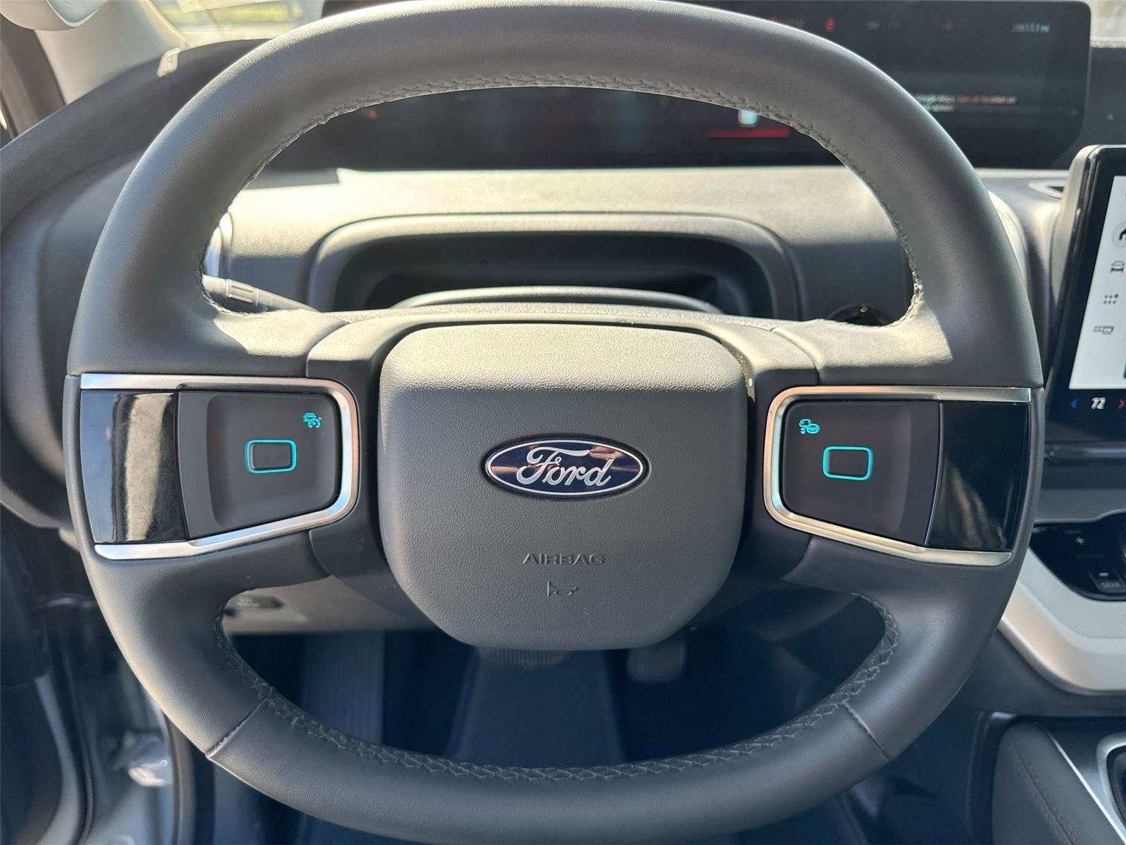 Certified 2025 Ford Expedition Active RWD image 10