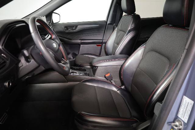 Certified 2024 Ford Escape ST-Line w/ Tech Pack #1 AWD/4WD image 8