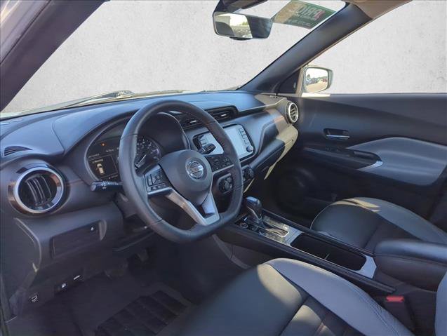 Used 2021 Nissan Kicks SR w/ SR Premium Package FWD image 10
