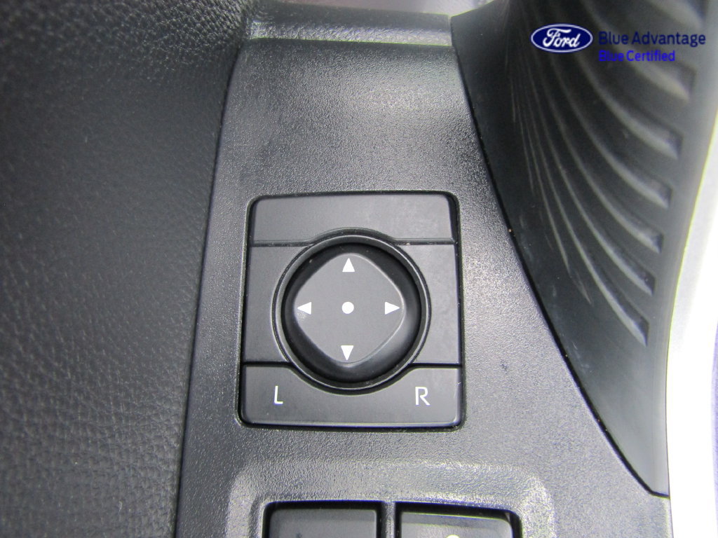 Used 2022 Toyota RAV4 Limited AWD/4WD image 23