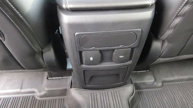 Certified 2022 Ford Explorer XLT w/ Equipment Group 202A image 19