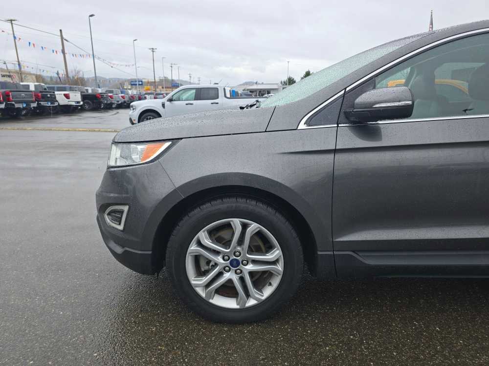 Certified 2017 Ford Edge Titanium image 18