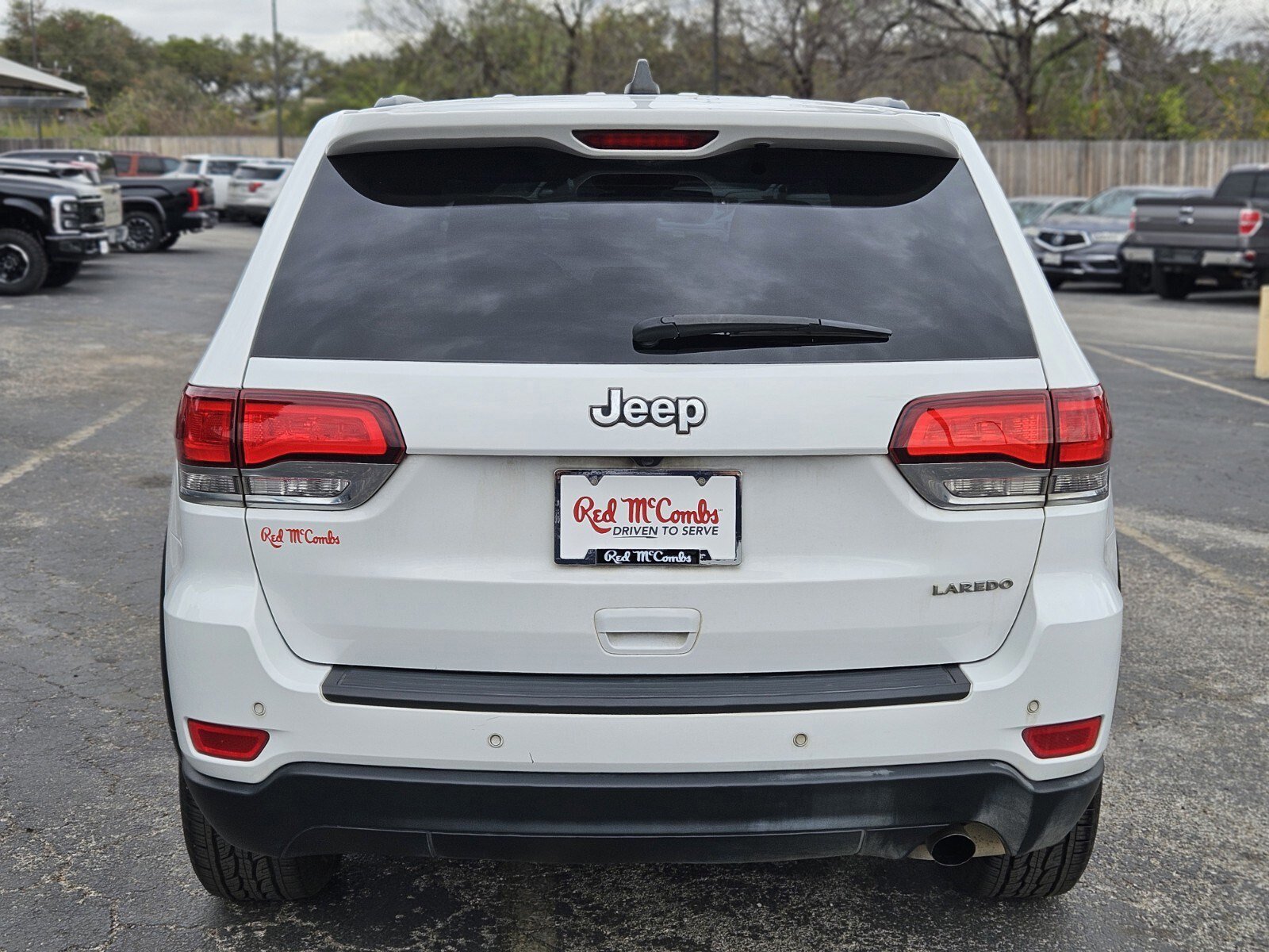 Used 2022 Jeep Grand Cherokee Laredo E image 4