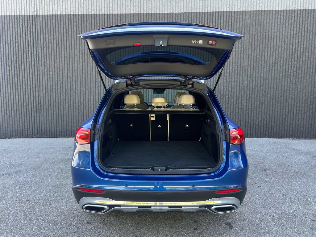 Used 2024 Mercedes-Benz GLC 300 4MATIC image 18