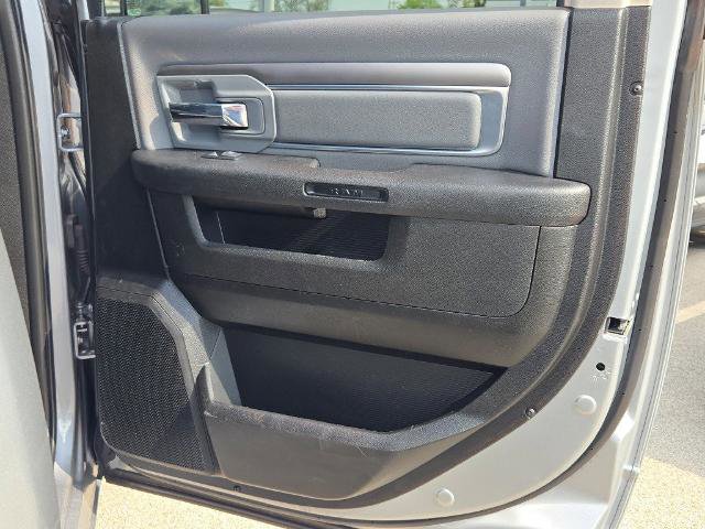 Used 2022 RAM 1500 Classic SLT image 10