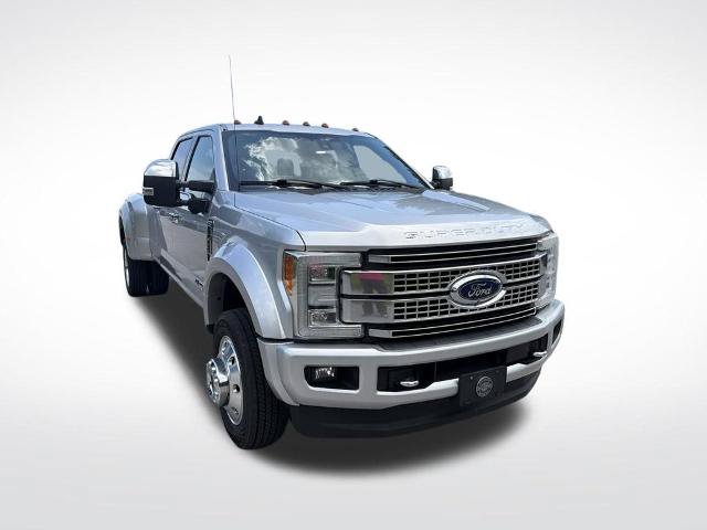 Certified 2019 Ford F450 Platinum w/ Platinum Ultimate Package AWD/4WD image 2