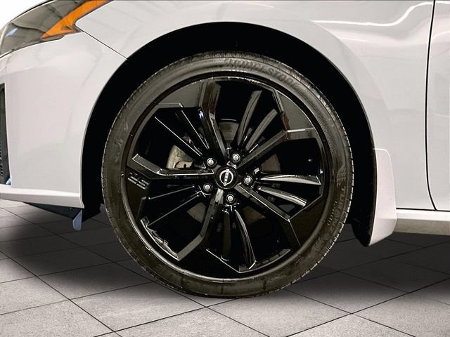 Used 2023 Nissan Altima 2.5 SR AWD/4WD image 8