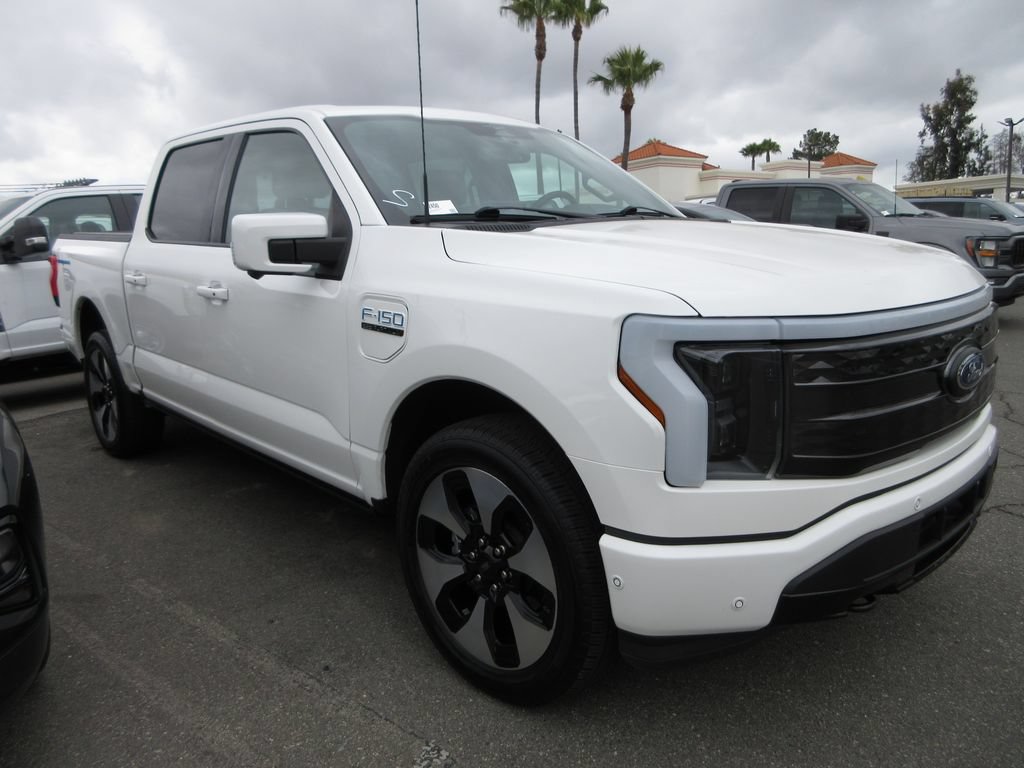 Certified 2023 Ford F150 Lightning Platinum AWD/4WD image 4