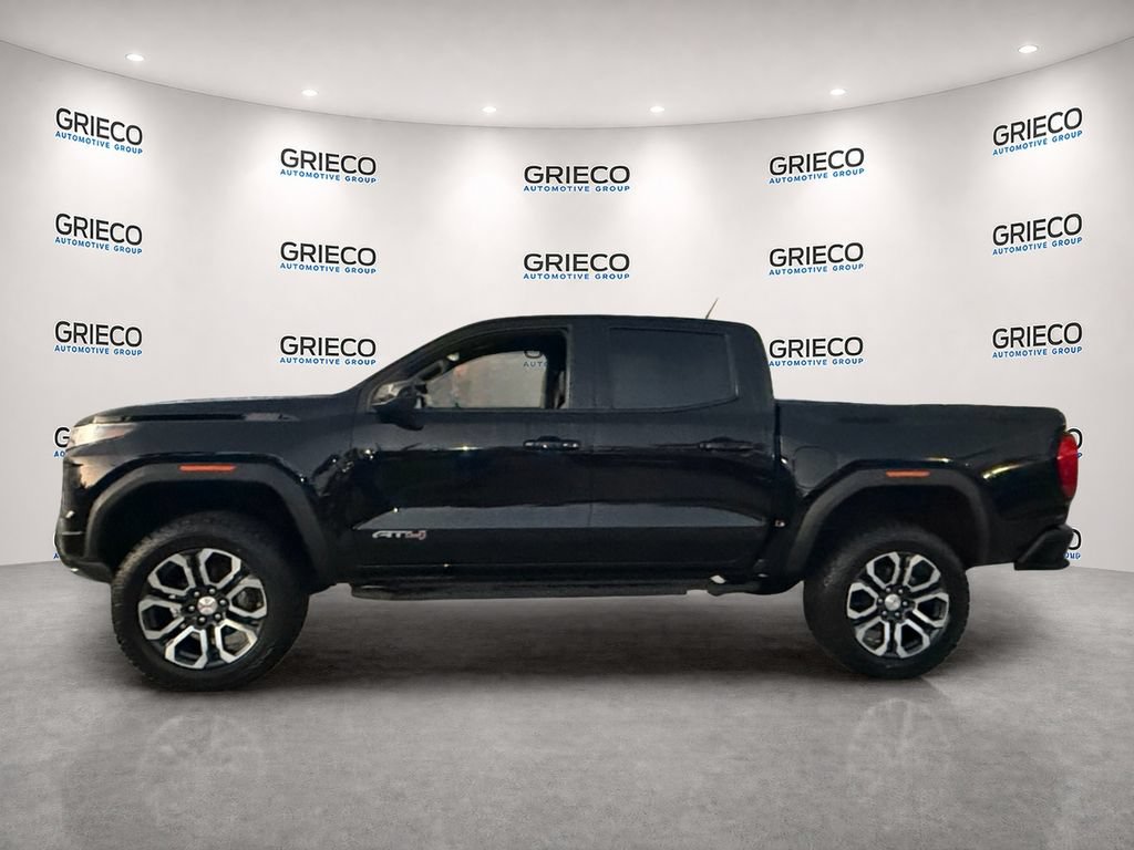 Used 2023 GMC Canyon AT4 w/ AT4 Premium Package AWD/4WD image 4