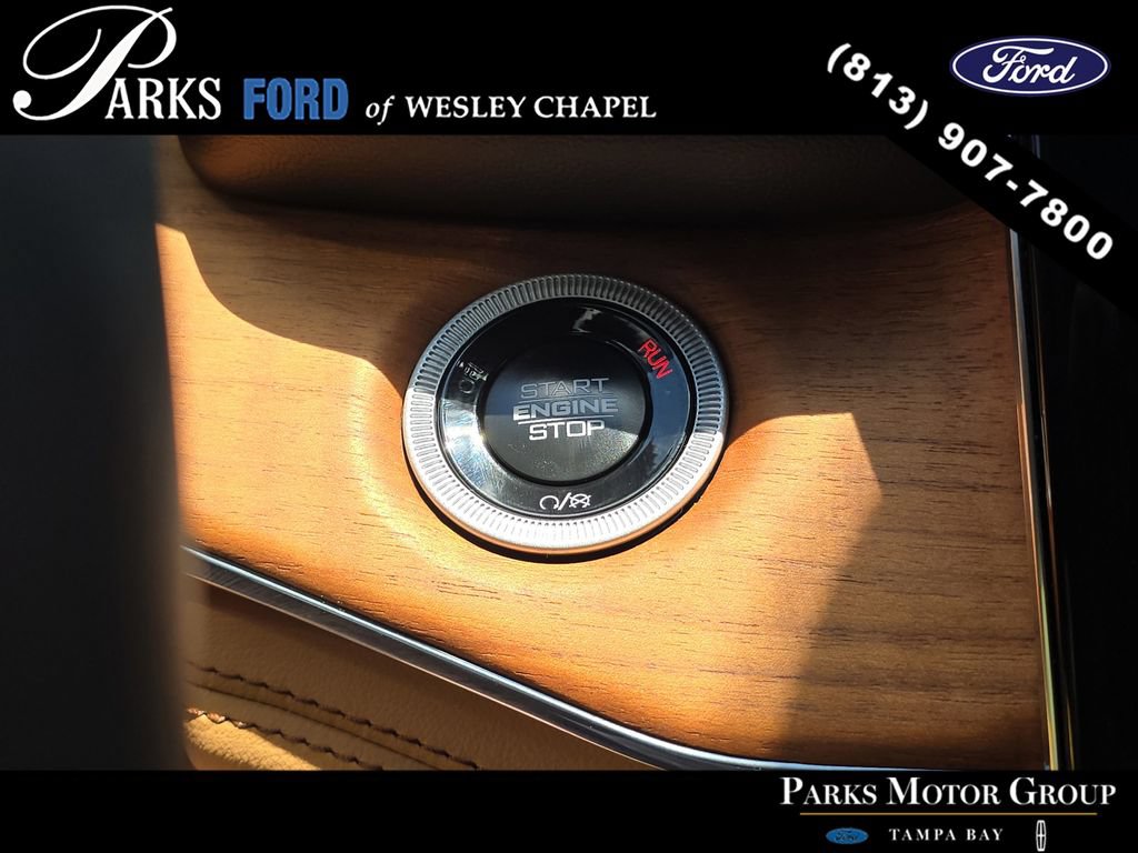 Used 2025 Jeep Grand Cherokee L Summit AWD/4WD image 27