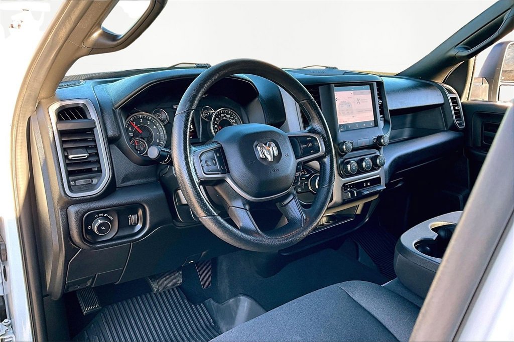 Used 2024 RAM 2500 Tradesman w/ Chrome Appearance Group image 14