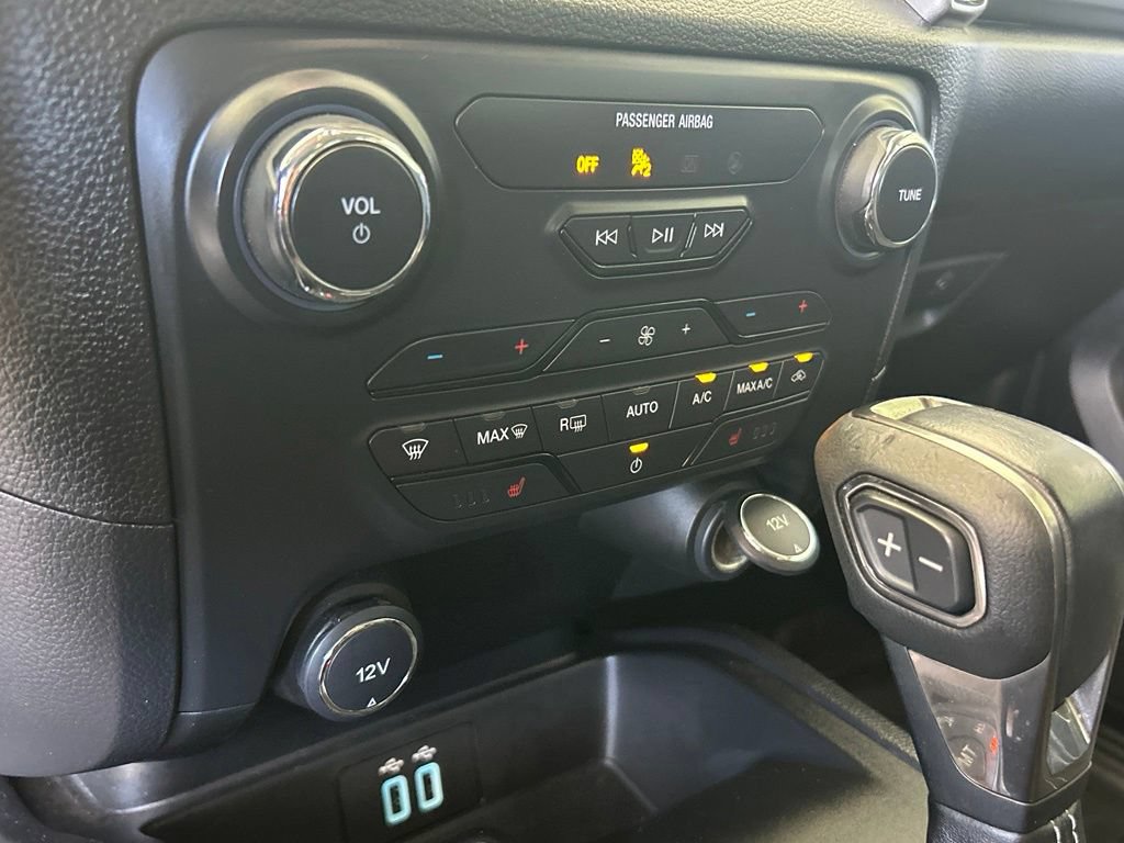Certified 2019 Ford Ranger XLT w/ Equipment Group 302A Luxury AWD/4WD image 38