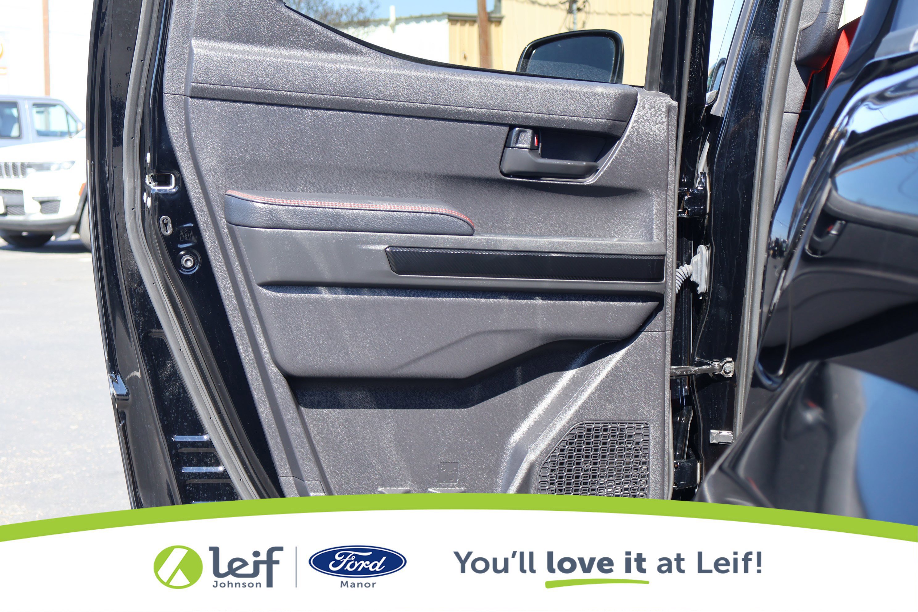 Used 2025 Toyota Tacoma TRD Pro image 28