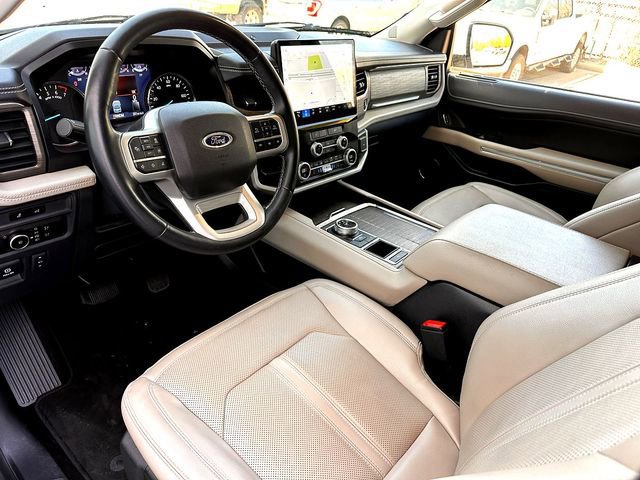 Certified 2023 Ford Expedition Limited image 9