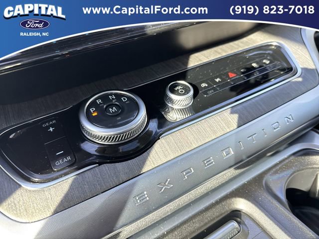 Certified 2025 Ford Expedition Max Platinum w/ Platinum Ultimate Package image 31