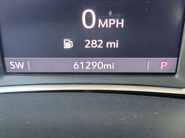 Used 2023 GMC Terrain SLT image 30