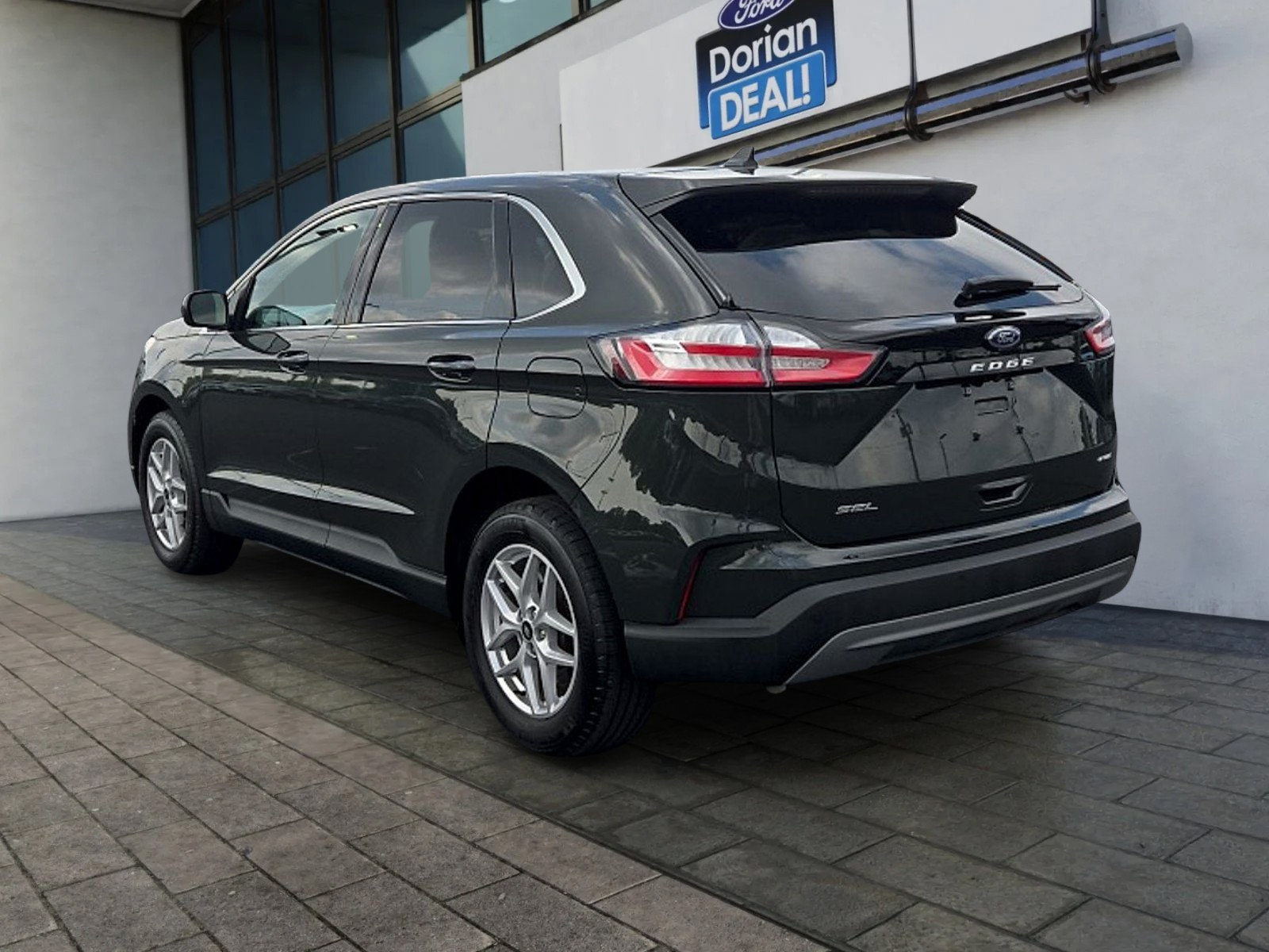 Certified 2023 Ford Edge SEL w/ Convenience Package AWD/4WD image 5