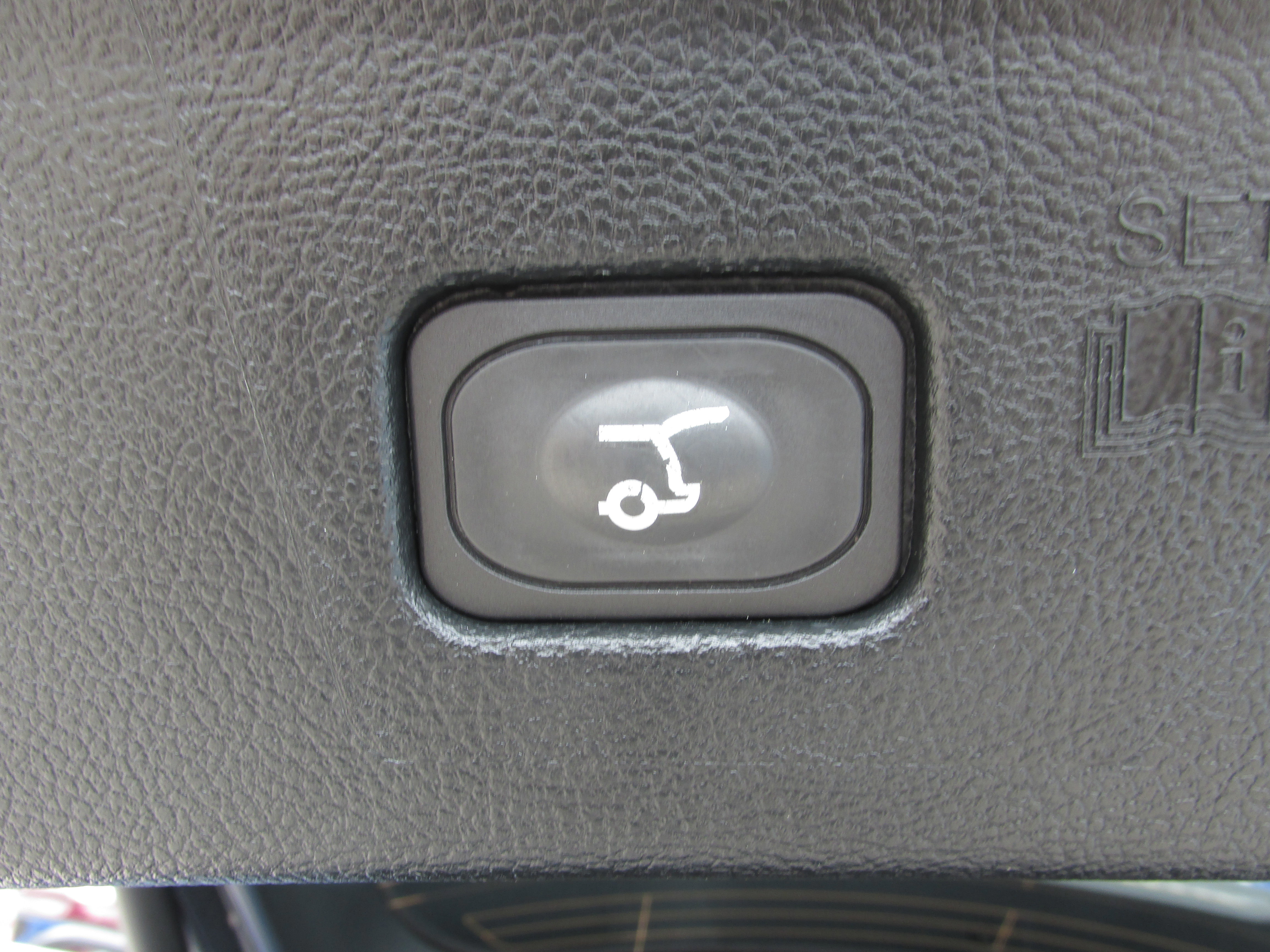 Certified 2022 Ford Edge SEL w/ Sport Appearance Package image 24