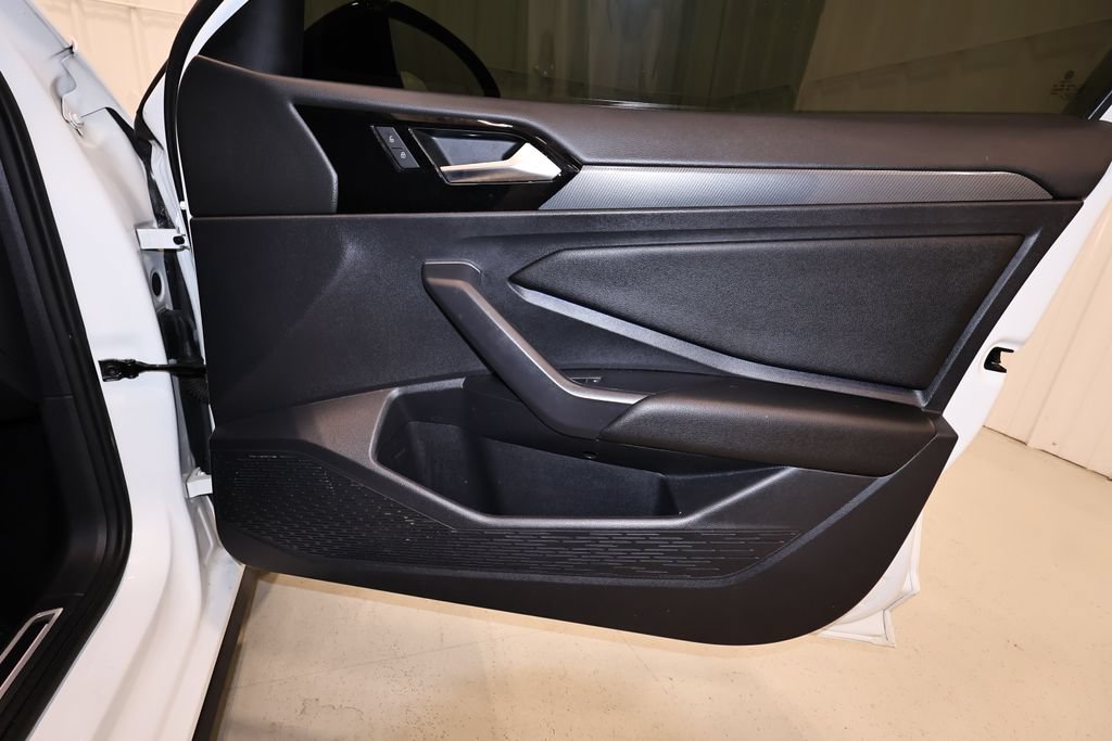 Used 2021 Volkswagen Jetta GLI FWD image 19