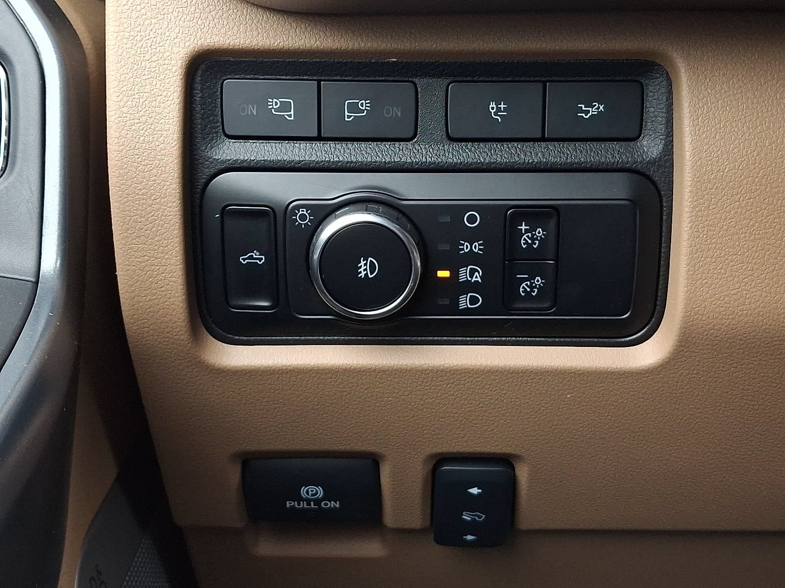 Certified 2023 Ford F250 Lariat w/ Sport Appearance Package AWD/4WD image 24