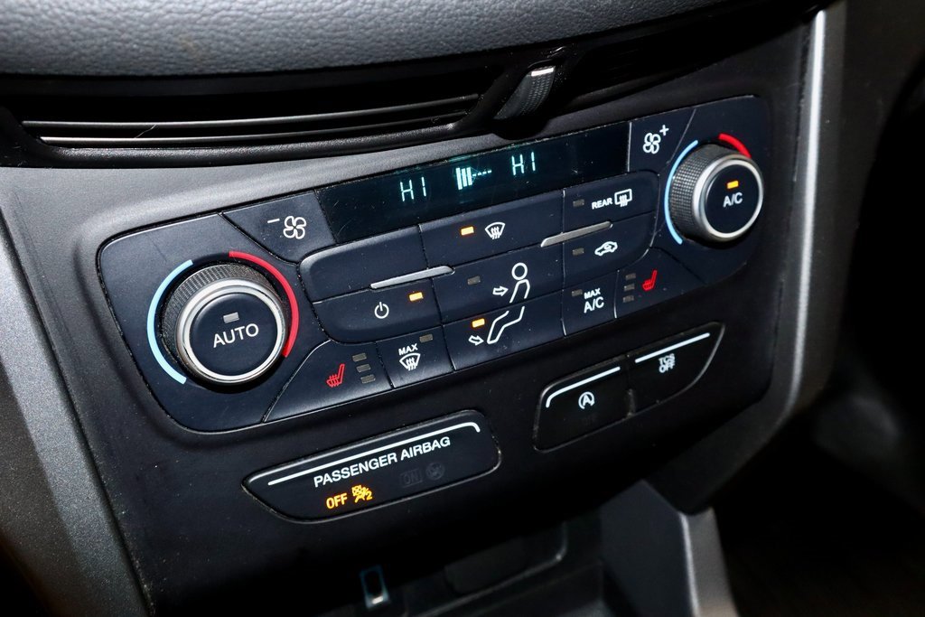 Certified 2018 Ford Escape SE image 32